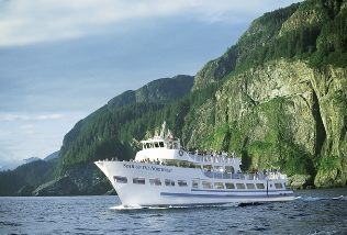 Daily Departures from Seward and Whittier, AK Daily Departures from Seward and Whittier, AK
